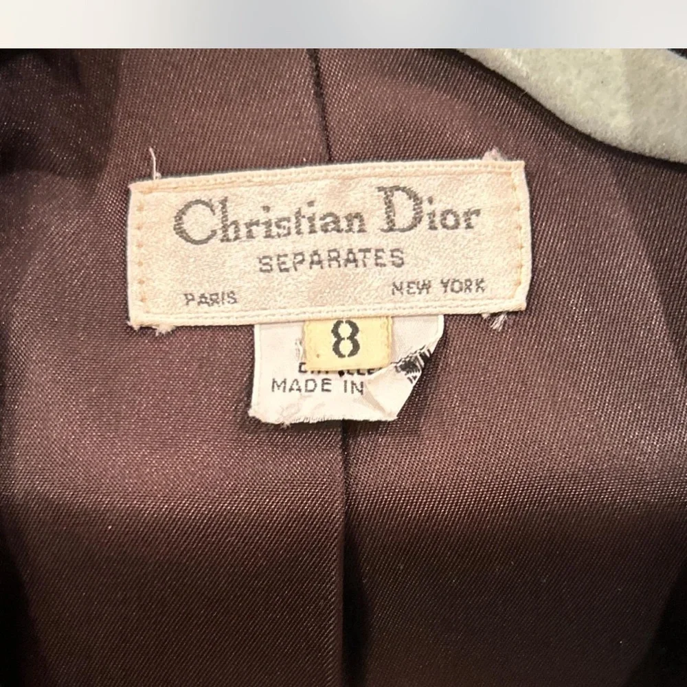 Christian Dior 100% wool blazer. Size 8.